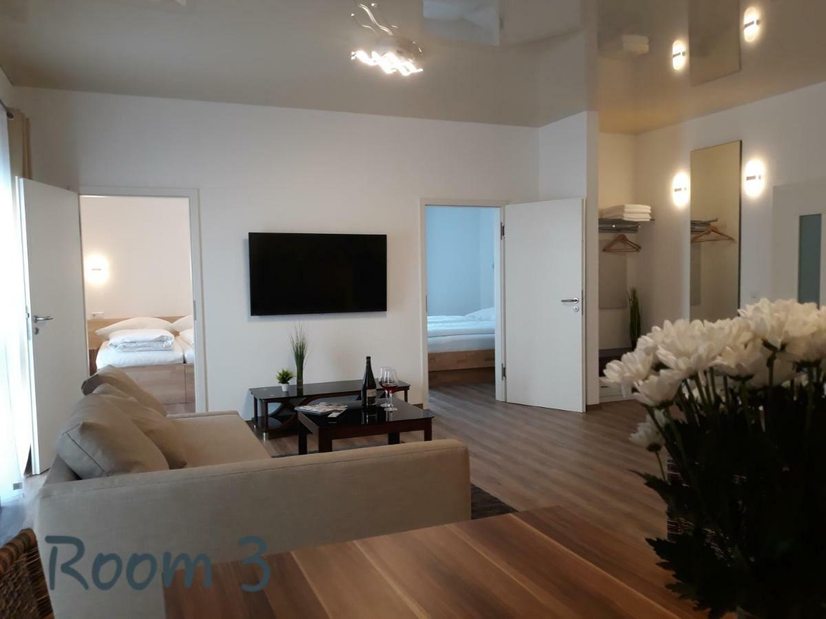 Modernes Apartment Metzingen Mittelstadt Екстериор снимка