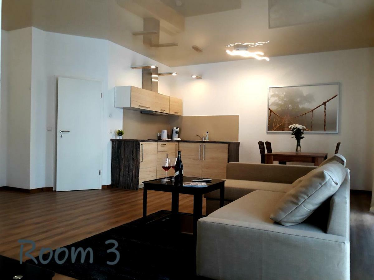 Modernes Apartment Metzingen Mittelstadt Екстериор снимка